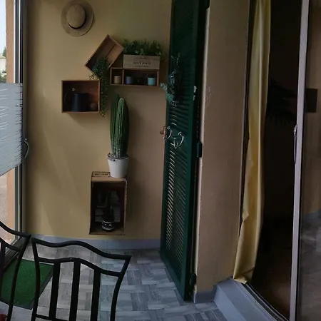 Апартаменты Nice 29m With Loggia Near The Beach! *